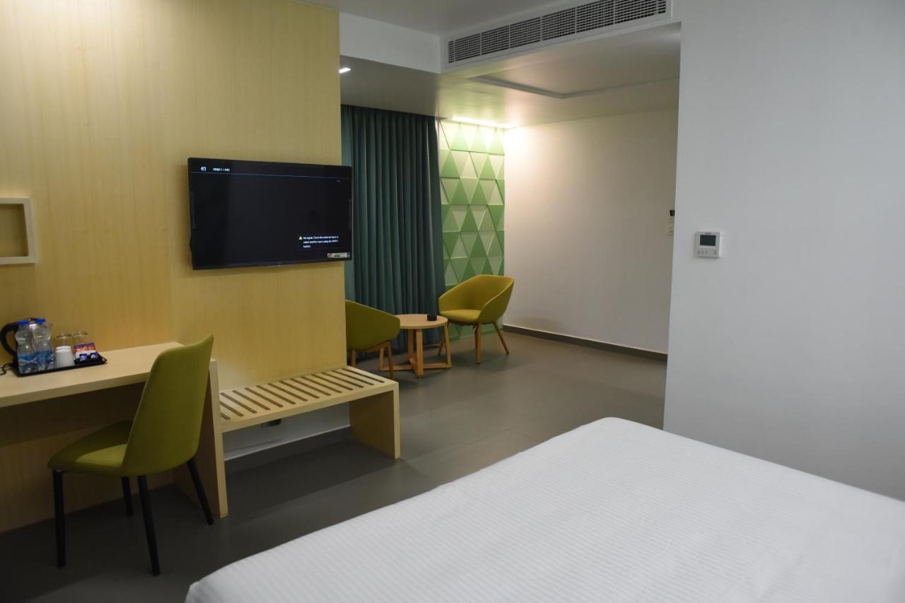 Rathna Residency - Near Us Consulate Otel Chennai Dış mekan fotoğraf